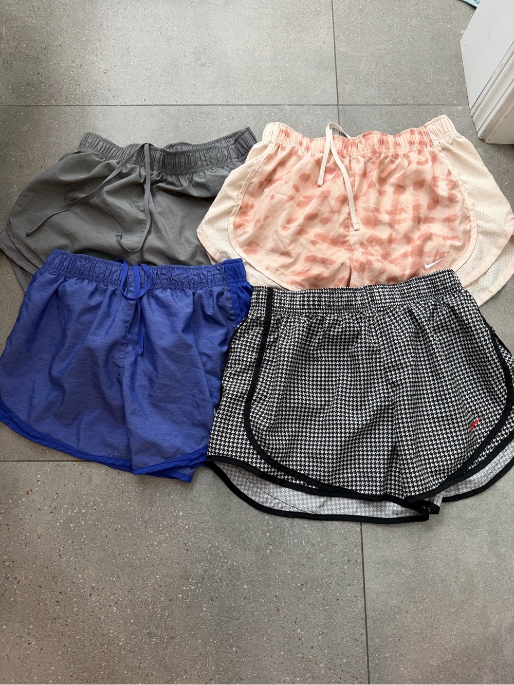 Bundle of 4 Nike DRI-FIT Running Shorts - Picture 13 of 13